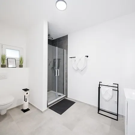 Kocasa-apartments, Zentrum, Wifi, Terrasse, Parkplatz, Waipu-tv, City-apartment * プフォルツハイム