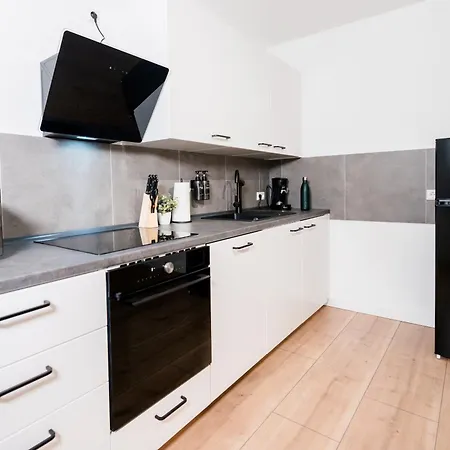 Kocasa-apartments, Zentrum, Wifi, Terrasse, Parkplatz, Waipu-tv, City-apartment アパート プフォルツハイム